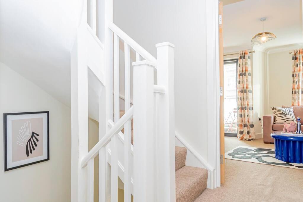 Coastal Comfort Getaway Portsmouth Exterior foto